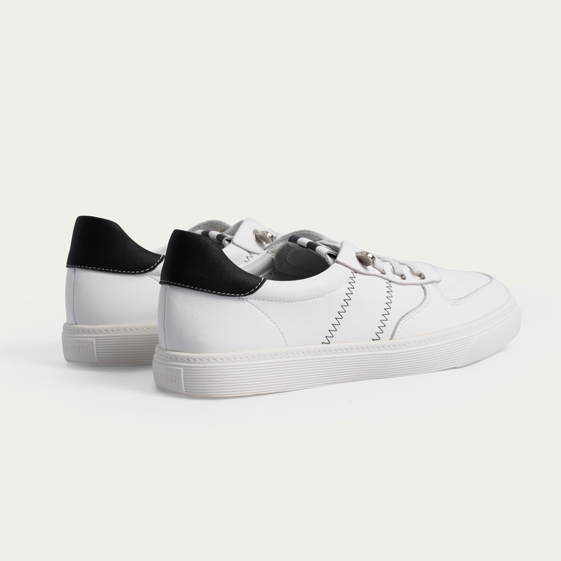 Darcy Sneakers