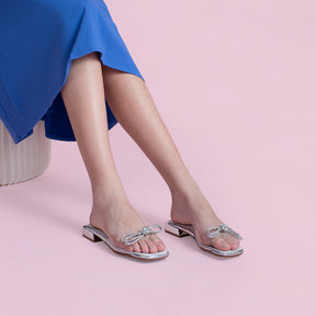 Yanis Sandals